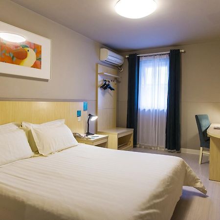 Jingjiang Inn Shanghai Hutai Road المظهر الخارجي الصورة