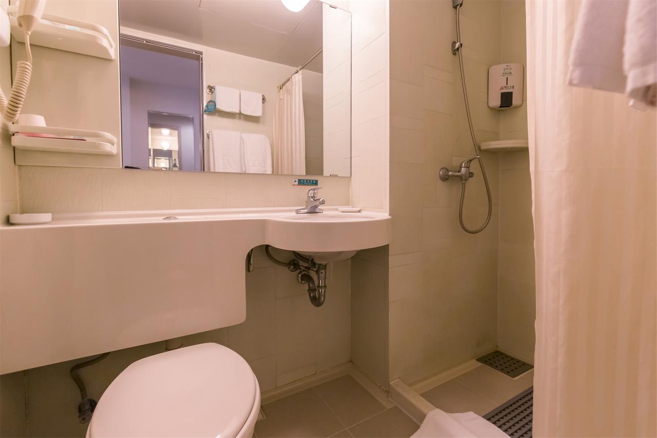 Jingjiang Inn Shanghai Hutai Road المظهر الخارجي الصورة