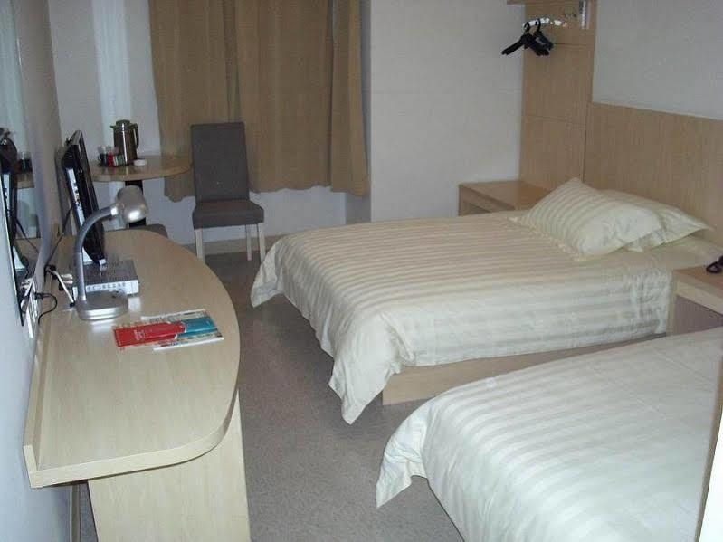 Jingjiang Inn Shanghai Hutai Road المظهر الخارجي الصورة